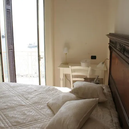 La Dimora Dei Baroni 3* ナポリ