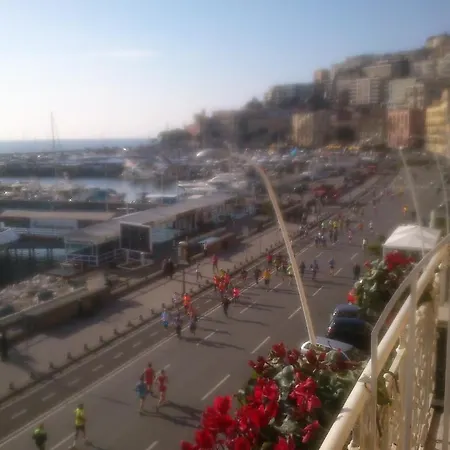 ベッド・アンド・ブレックファスト La Dimora Dei Baroni ナポリ