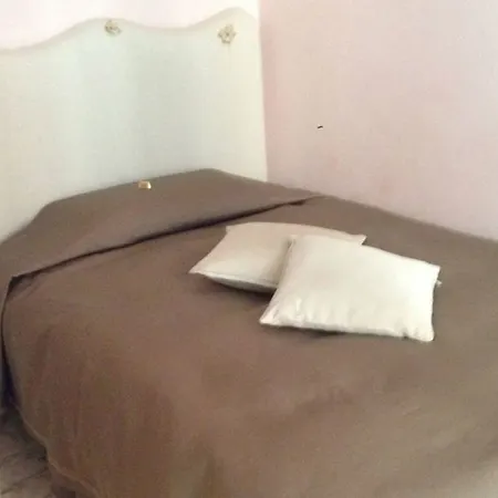 ベッド・アンド・ブレックファスト La Dimora Dei Baroni ナポリ