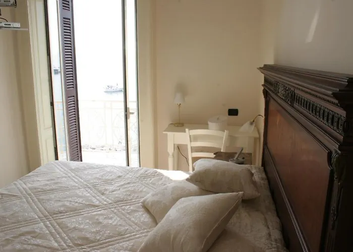 La Dimora Dei Baroni 3* نابولي